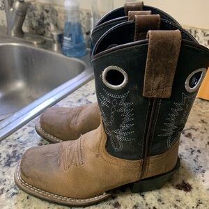 Kids Cody James cowboy boots 12